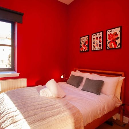 Glasgow Green Getaway With Free Parking Exterior photo