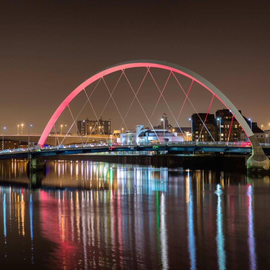 Glasgow Green Getaway With Free Parking Exterior photo