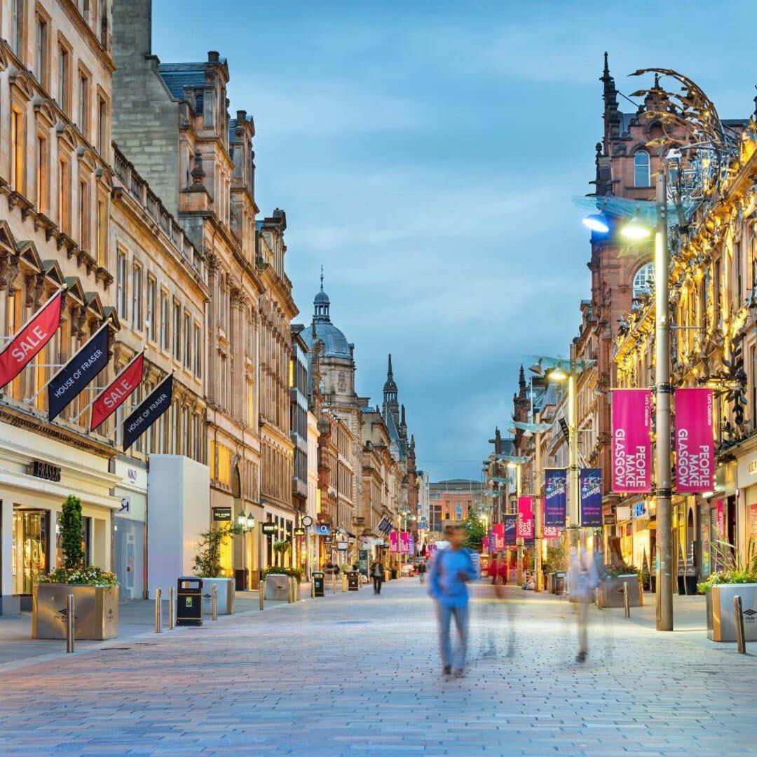Glasgow Green Getaway With Free Parking Exterior photo