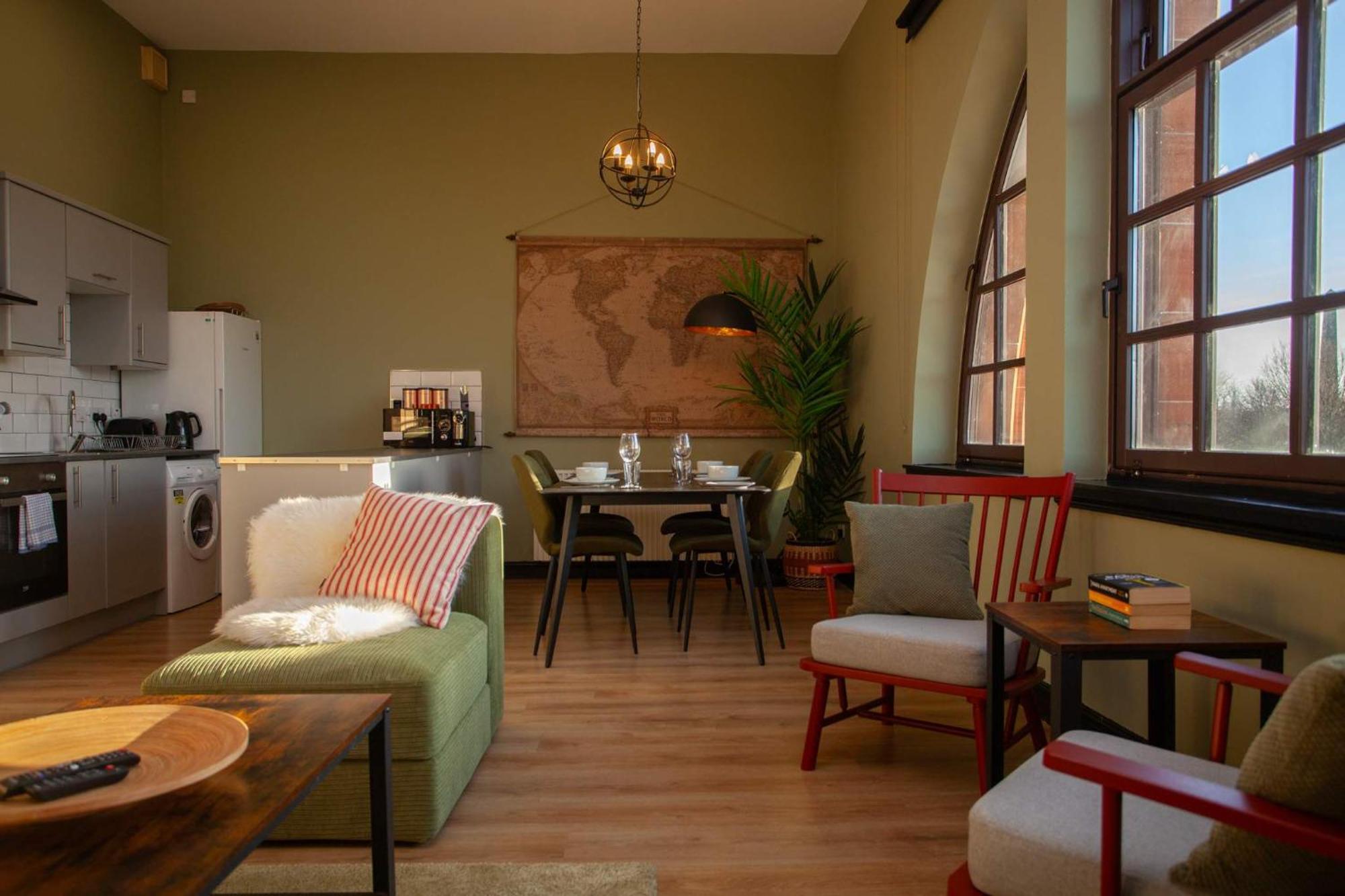 Glasgow Green Getaway With Free Parking Exterior photo