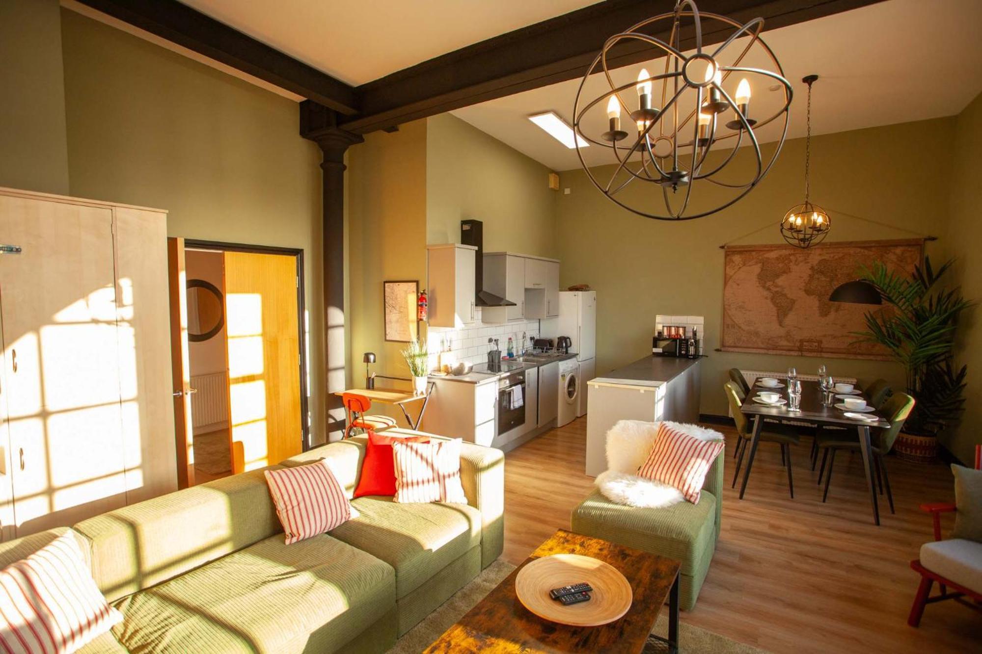 Glasgow Green Getaway With Free Parking Exterior photo